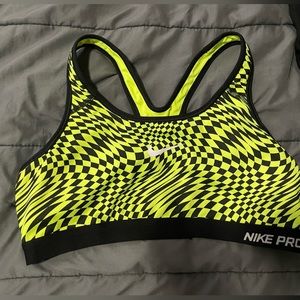 Nike active wear crop top